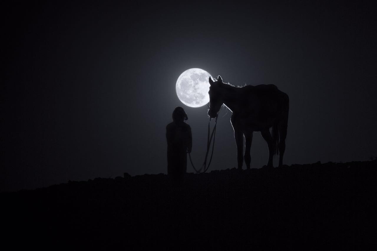 صور عن القمر - القمر وجمال منظره 745 4