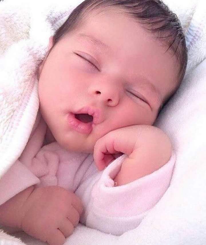 11684 5 صور لاطفال حديثي الولادة - اجمل مواليد فتاه دبي